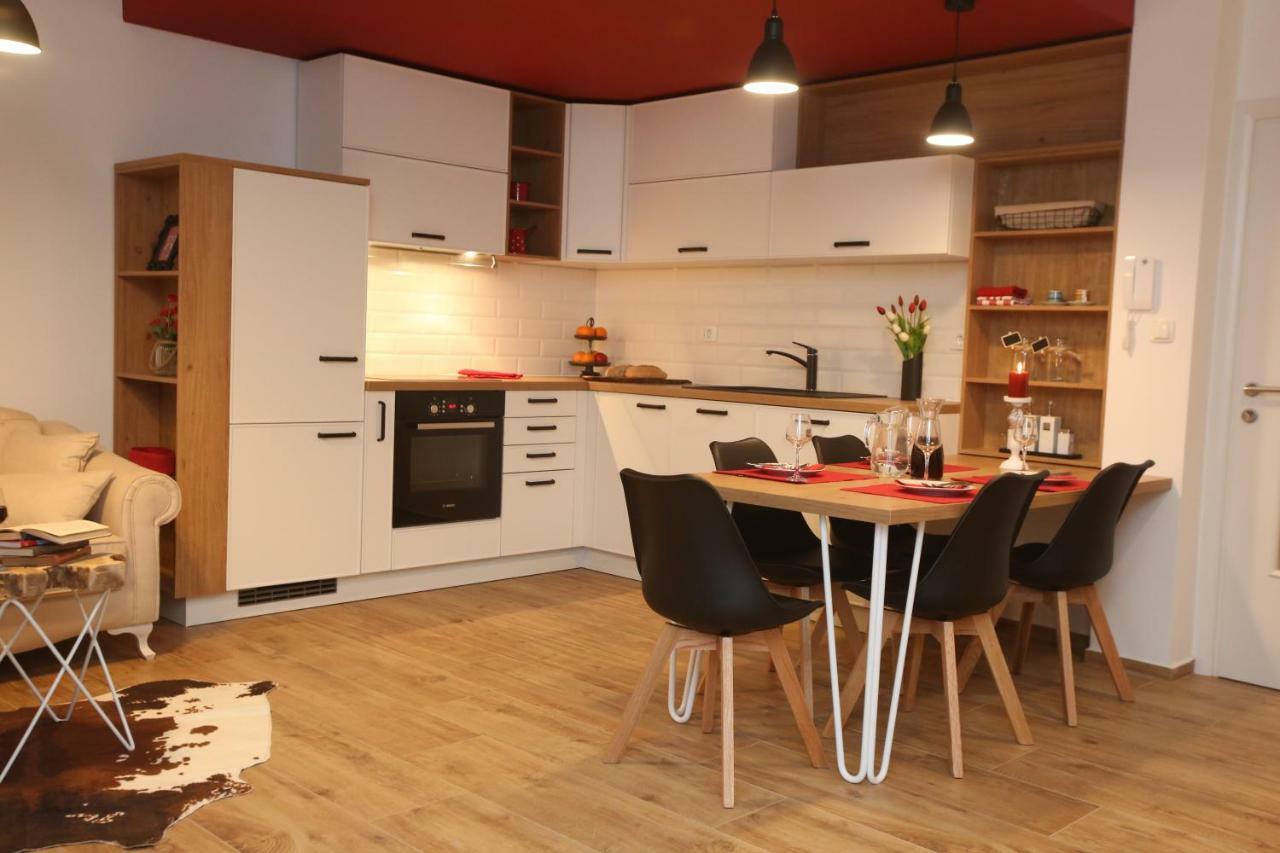 Апартаменти Apartman Delux Brkic Лозовац Екстер'єр фото